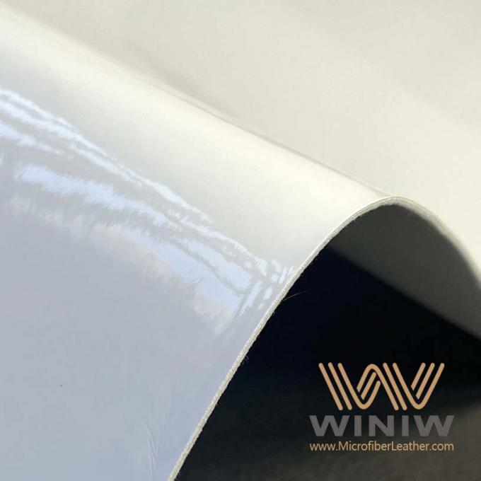 Cuero sintético blanco de la microfibra de la fibra apretada de WINIW para el fútbol